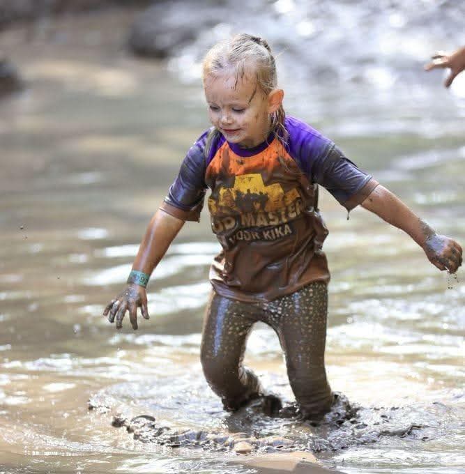 Team Lelystad4KiKa Mud Masters Family Run